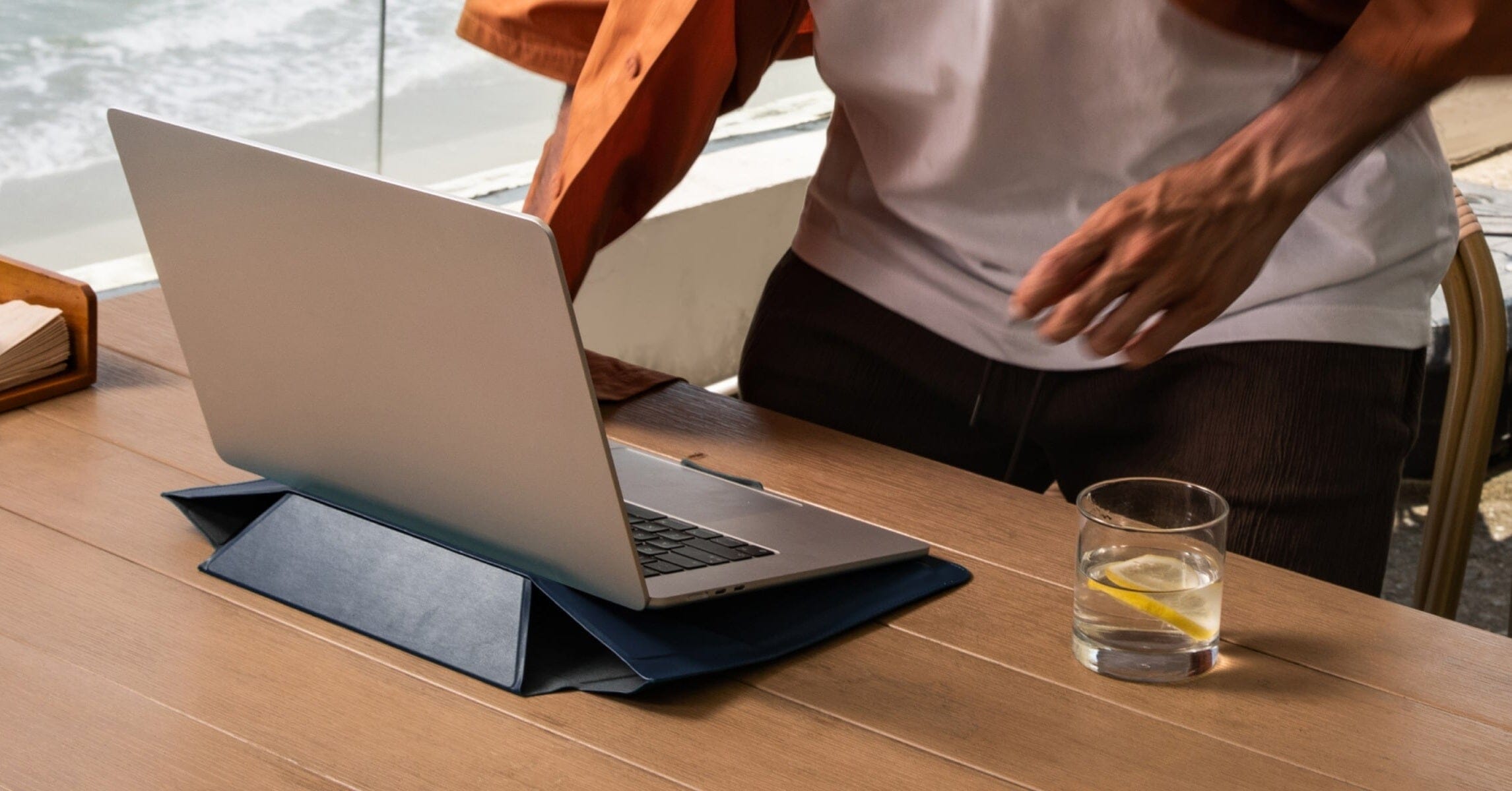 Best MacBook Air Accessories | Complete Guide – MOFT