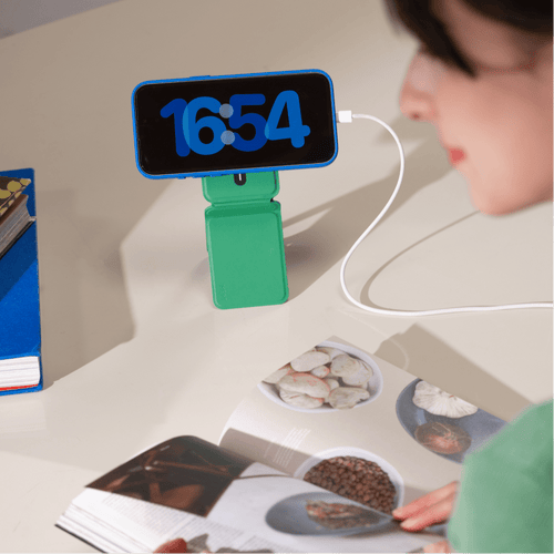 Snap Phone Tripod Stand MOVAS™ - MagSafe Compatible For Phones MS027