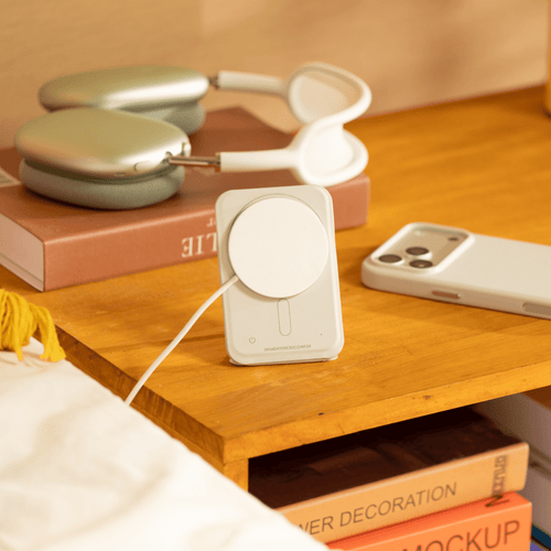 Snap-on Phone Stand & Wallet MOVAS™ - MagSafe Compatible For Phones MS007MP 